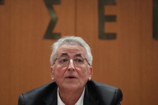 Αντιδράσεις ΠΑΜΕ και ΕΜΕΙΣ-ΑΡΚΙ στο νέο προεδρείο της ΓΣΕΕ: «Συγκυβέρνηση συνδικαλιστών από ΠΑΣΟΚ και ΝΔ»